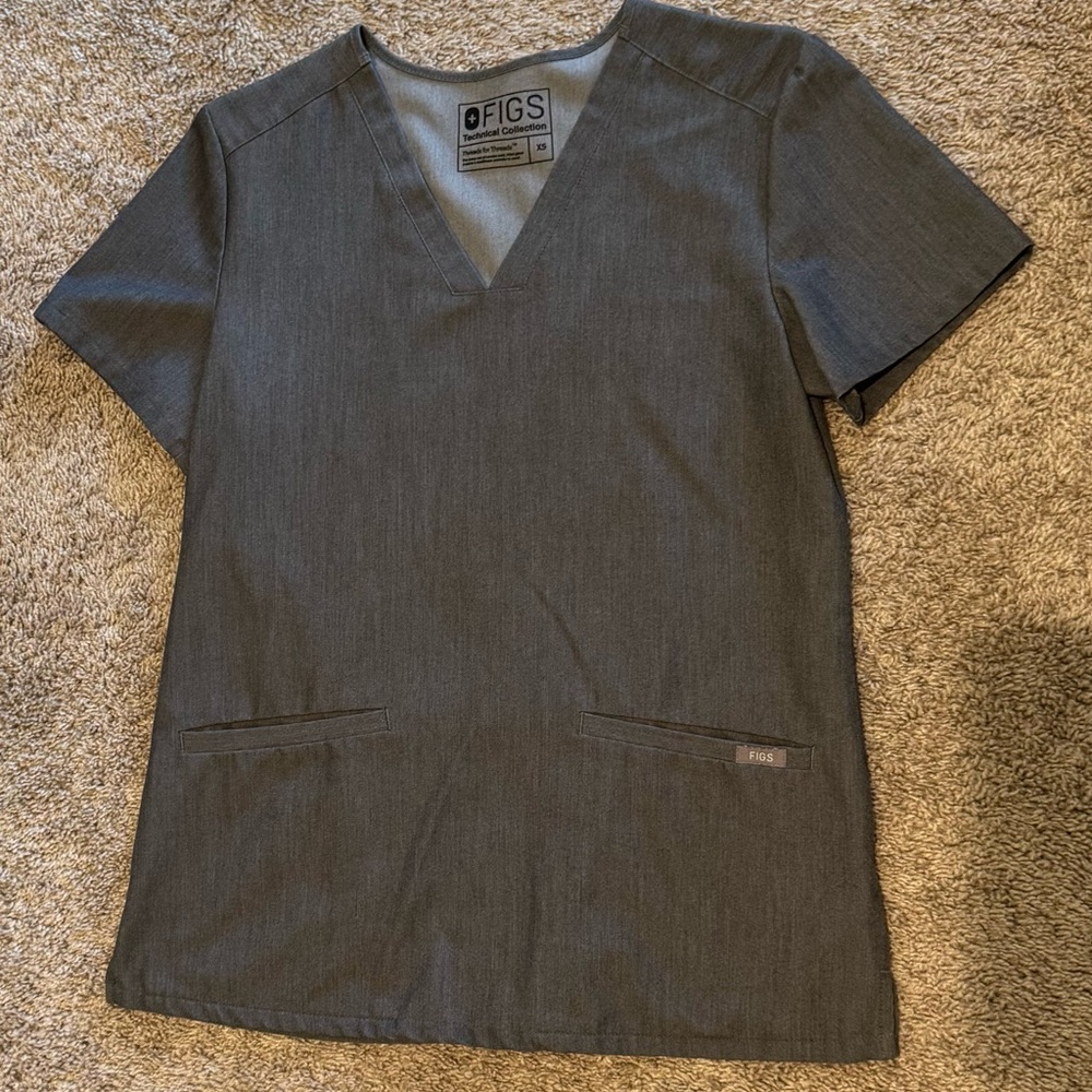 Figs Charcoal V-Neck Scrub Top